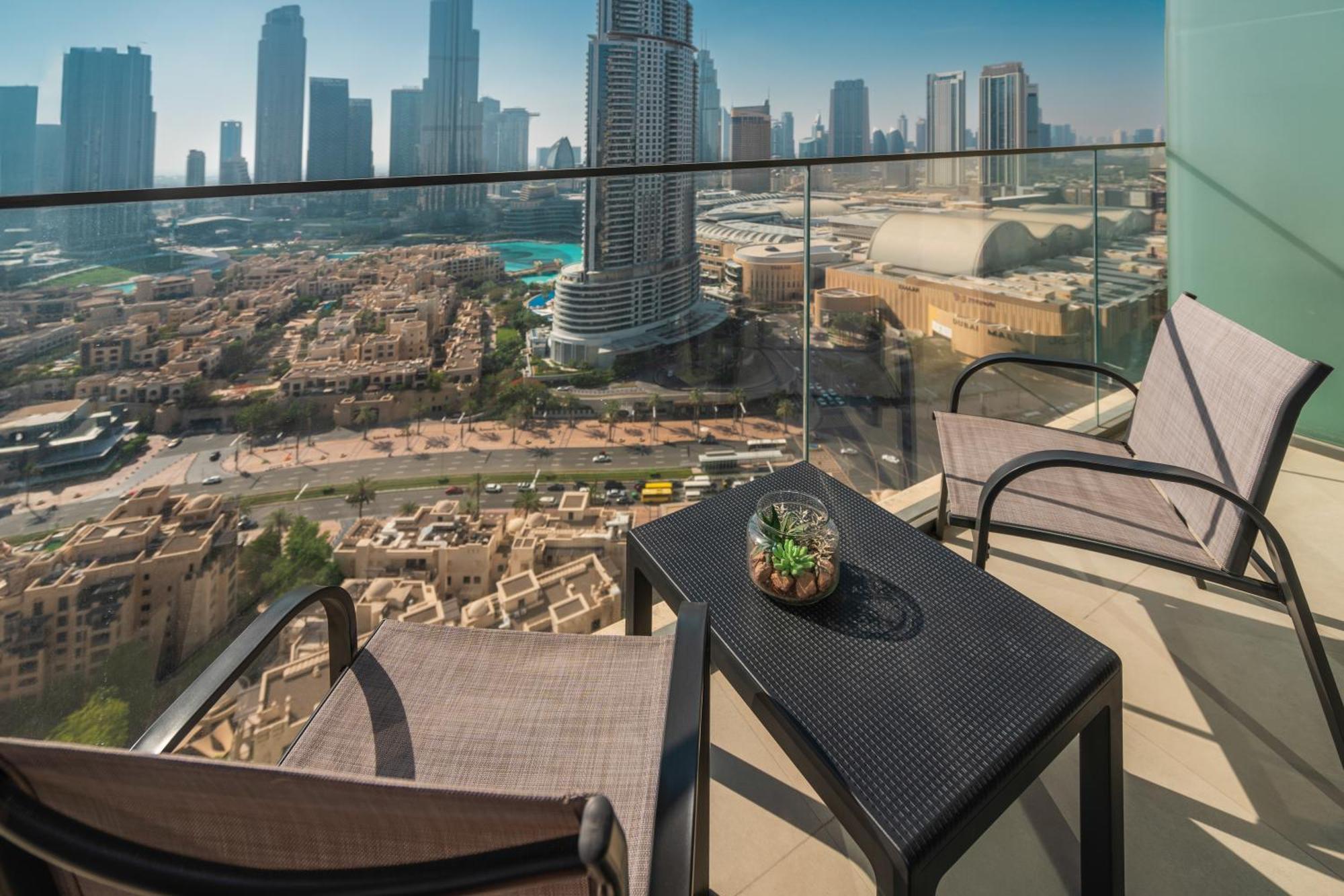 Prime Retreats @ Burj Royale By Emaar Lägenhet Dubai Exteriör bild