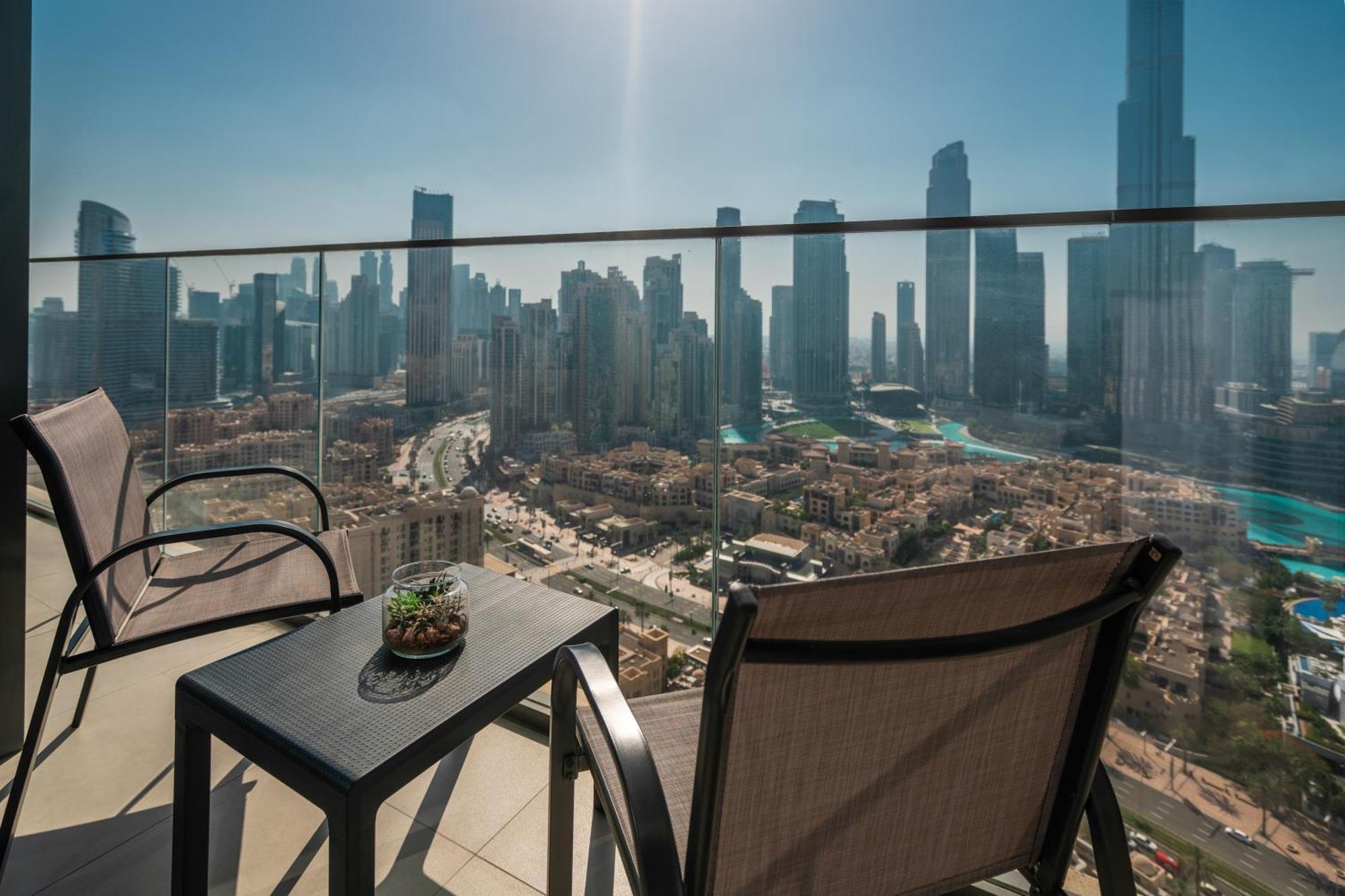 Prime Retreats @ Burj Royale By Emaar Lägenhet Dubai Exteriör bild